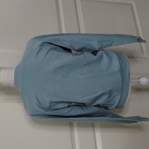 Victoria Secret Vintage Aque Blue size medium with shimmer blue striped side - Picture 6 of 13